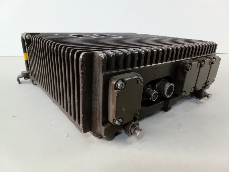 radio militar metal 3 range booster pp-770 27x10x28 1u